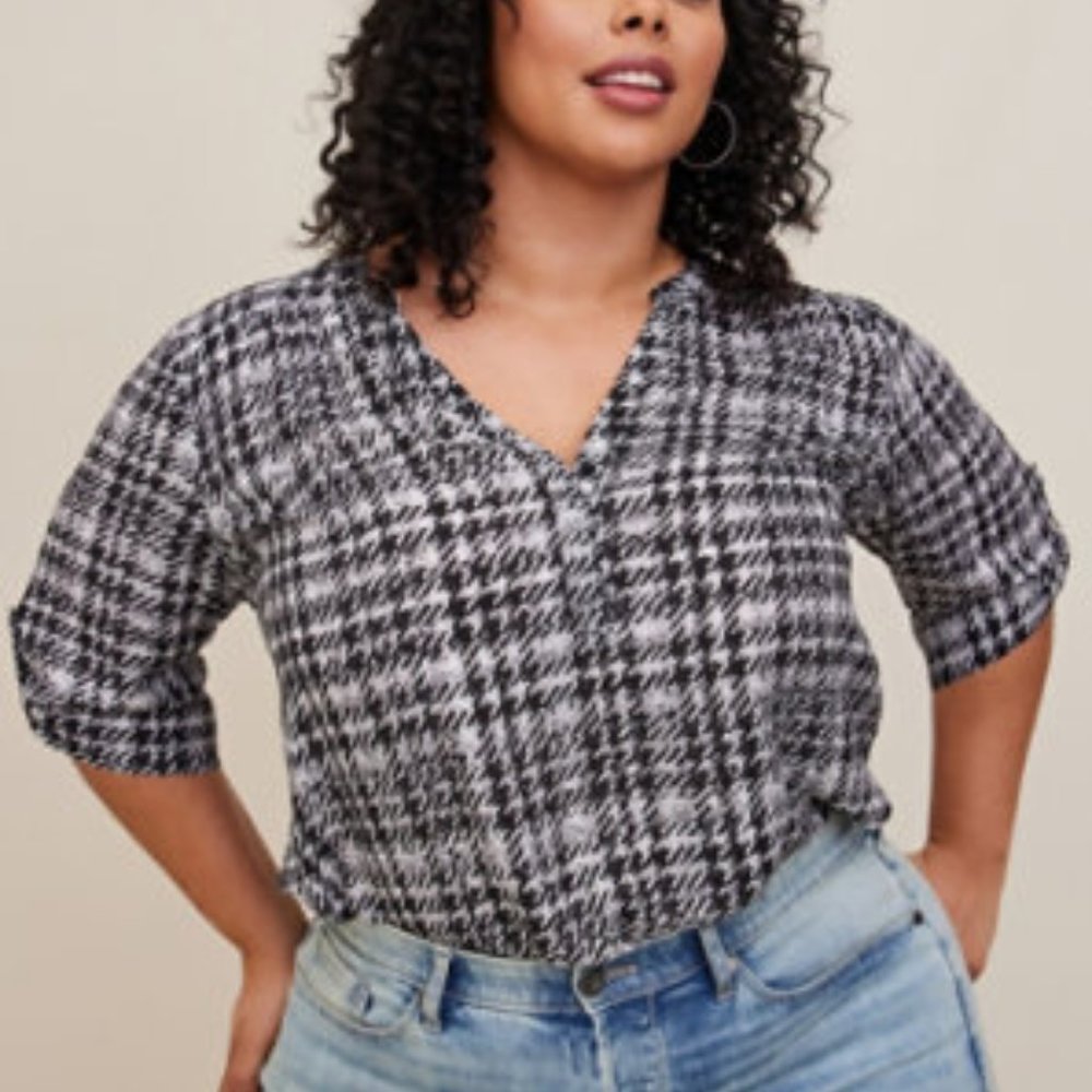 Torrid Harper Georgette Pullover 3/4 Sleeve Blouse NWT Size 1